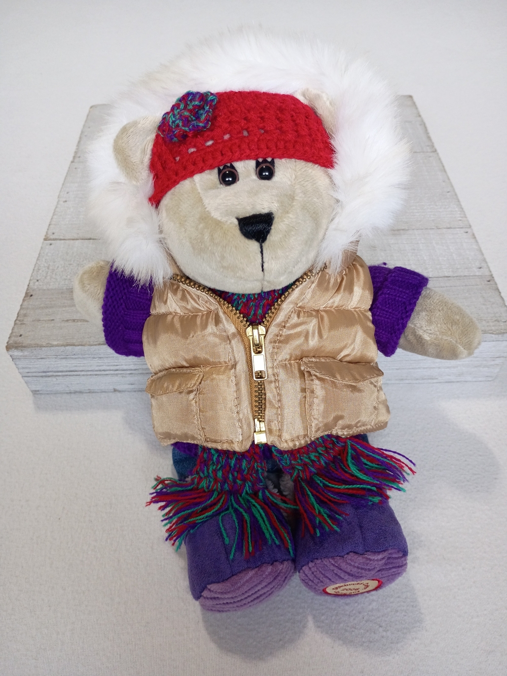 Vintage 2006 Starbucks Bearista Bear Plush Winter Holiday Gold Puffer Vest 10"